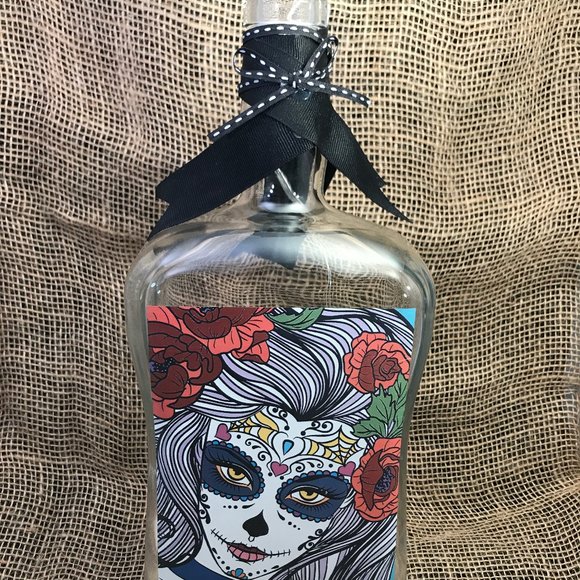Moonstone Craft Other - La Catrina Ornamental Light